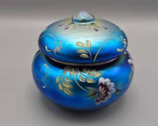 Fenton Honor Collection Favrene Covered Box #395/1950 Signed George Fenton
