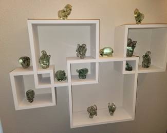 Handmade Ngwenya Glass figurines made in the S.A.A.
