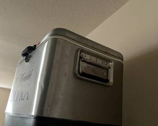 #168	mh	Michelob Ultra Stainles steel vintage cooler	 $30.00 			
