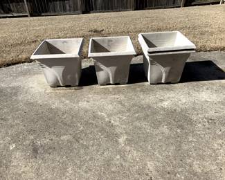 #65	set of 4 plastic square pots 14x14x20	 $20.00 			
