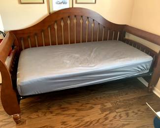 #40	wood day bed with twin mattress 87x40x37	 $175.00 			
