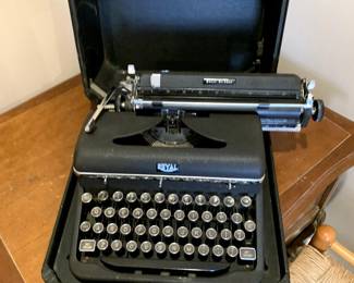 #119	Royal vintage typewriter in case	 $30.00 			
