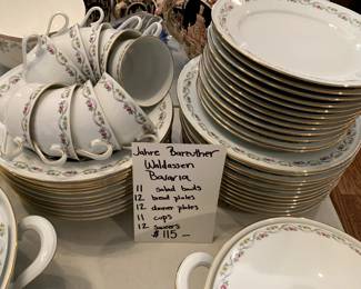 #121	Jahre Bareuther Waldassen Bavaria 58 pieces of China 	 $115.00 			
