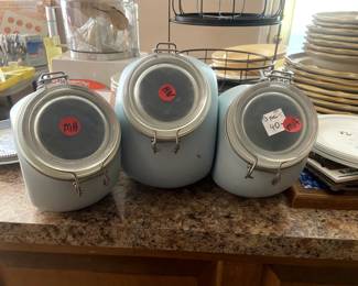 #158	MH	3 blue canister set 	 $40.00 			
