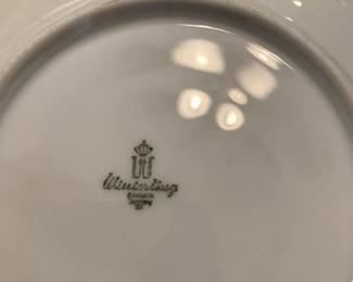 #122	Wintering Bageria tea coffee and 6 cup saucer and plate 	 $75.00 			
