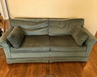 #42	 hide bed sofa blue loose back cushion 71 long YOU MO VE	 $100.00 			
