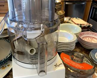 #123	Cuisinart food processer 	 $30.00 			
