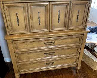 #20	mid century white fine furniture chest of drawers 3 drawers 2 doors 42x21x48 as is finish	 $175.00 			
