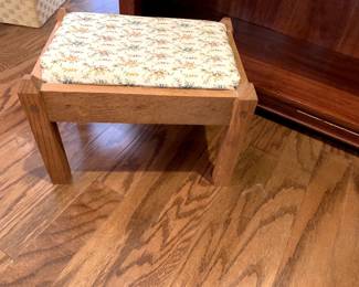 #24	small stool with fabric top 14x10x10	 $25.00 			

