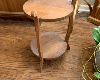 #49	fern stand with 1 shelf pine 12x18	 $30.00 			
