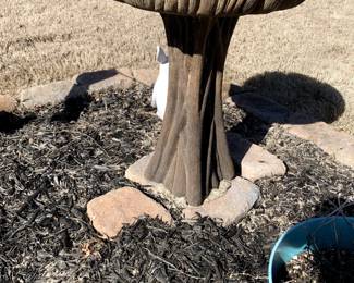 #60	concrete bird bath looks like a tree 27 tall	 $75.00 			

