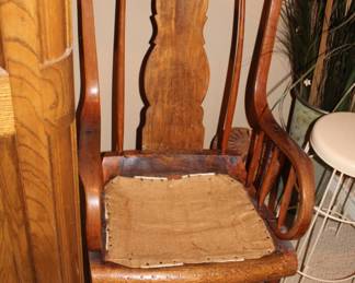 Vintage Rocking Chair 