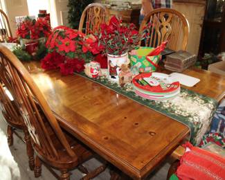 Thomasville Dinning Room Set