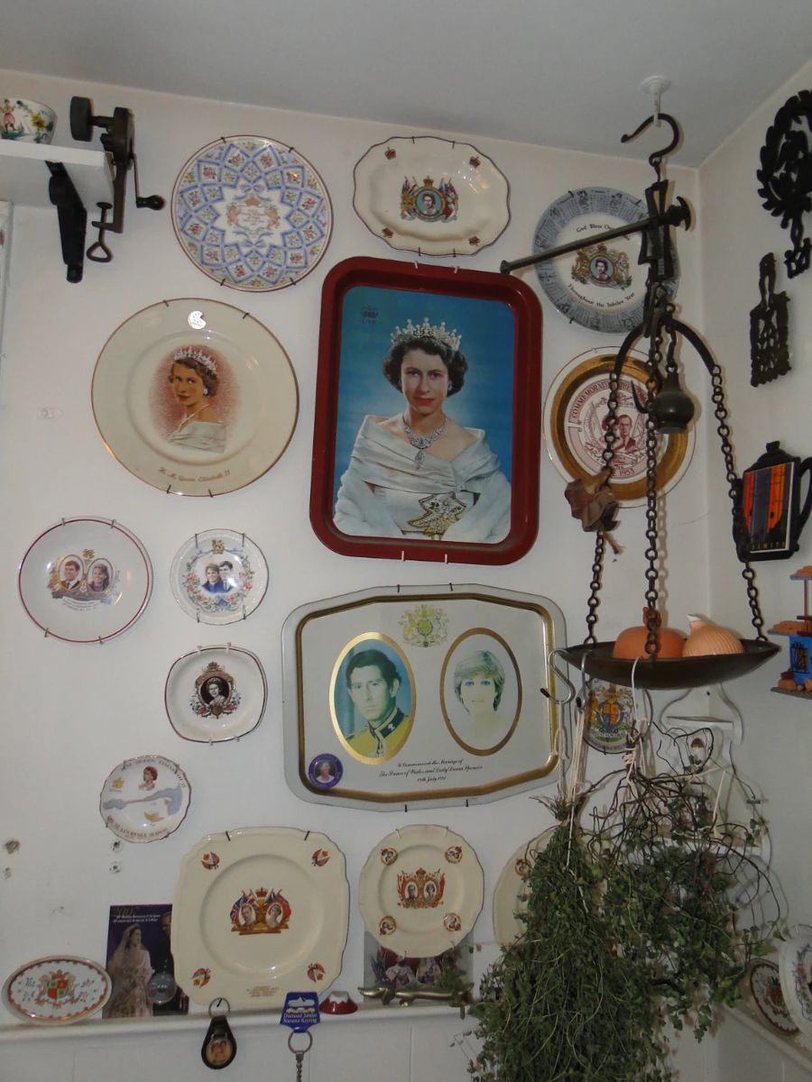 Queen Elizabeth II and Princess Diana/Prince Charles Royalty Collection