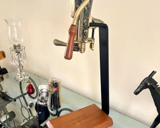 Antique Estate Brass Table Top Wine Bottle Opener w/ Wood Stand Corkscrew