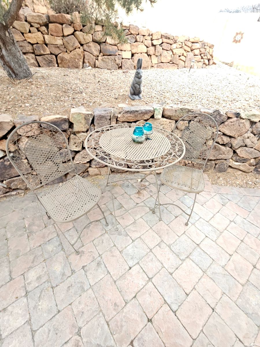 Abq Foothills Estate SaleEverything is... starts on 2/9/2024