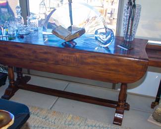 Beautiful hand crafted Theodore Alexander drop leaf table
