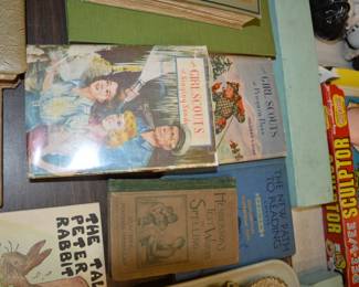 COLLECTIBLES BOOKS