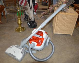 ELECTROLUX SWEEPER