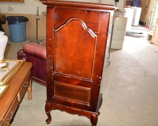 JEWELRY CABINET