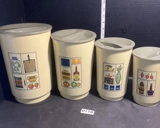 MC nesting canisters