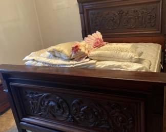 Victorian full size bed