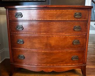 Matching set of Drexel dressers - beautiful wood