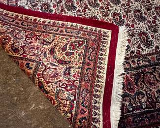 16’ x 10’ handwoven rug in beautiful condition