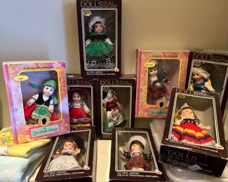 Dolls of the nations