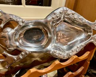 THE FROG chip and dip!!