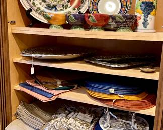 Lots of pretty linens, placemats.