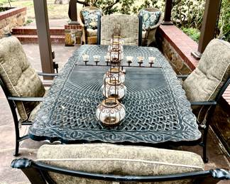 Mallin upscale patio dining table with 4 chairs, Sunbrella cushions.