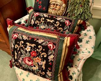 Love the Timmy Woods Santa hand bag!  Lots of custom made pillows in this estate.