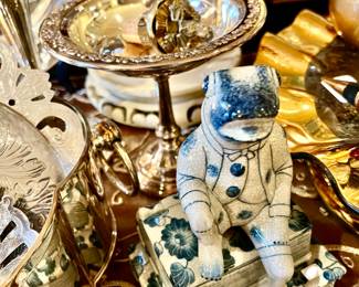 More pops of blue and white!