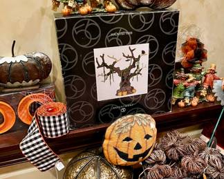 Dept 56 Halloween spooky tree.