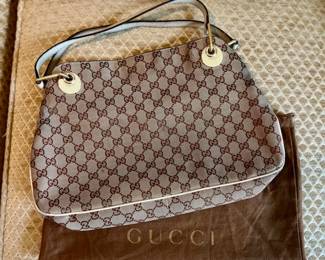 Just added – Gucci purse