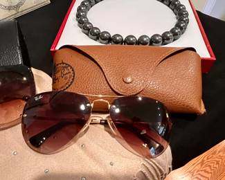 Ray Ban sunglasses w/case