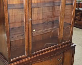 CHINA CABINET