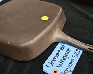 CAST IRON SKILLET