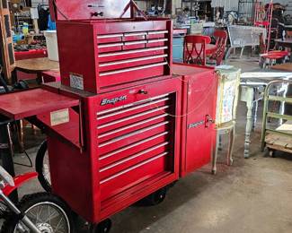 SNAP ON TOOLBOX