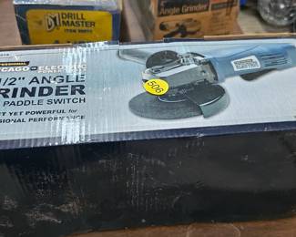 ANGLE GRINDER