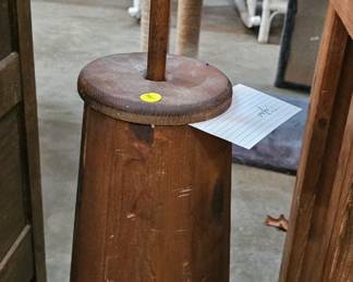 WOODEN CHURN