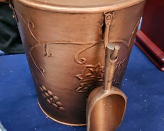 VINTAGE COPPER ICE BUCKET