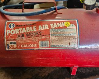 PORTABLE AIR TANK