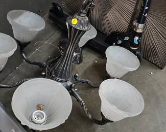 LIGHT FIXTURE
