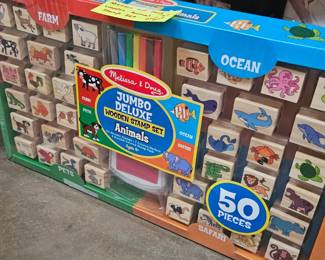 MELISSA AND DOUG TOY