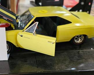 DIE CAST PLYMOTH CAR