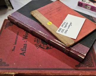 LOT OF VINTAGE BOOKS