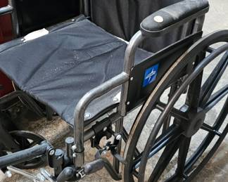 WHEEL CHAIR