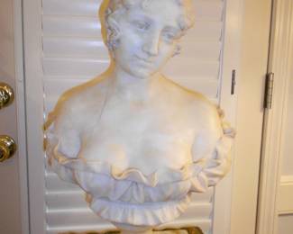 Marble bust 